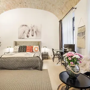 Urban Stable Luxury Апартаменты Будапешт